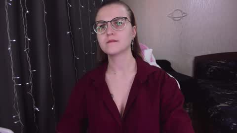 Snapshot of eva_orchid chatting on 02-23-25, 01:21 Eva online show from 02-23-25, 01:21