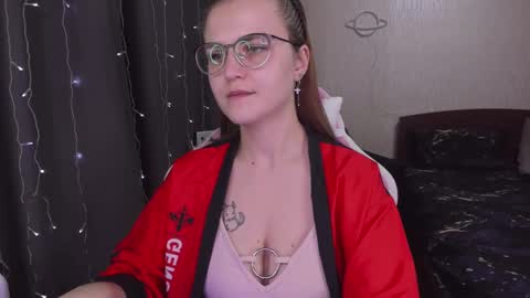 Snapshot of eva_orchid chatting on 03-02-25, 04:10 Eva online show from 03-02-25, 04:10