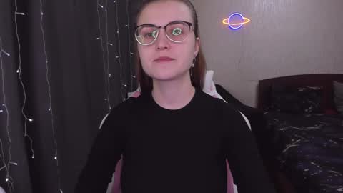 Snapshot of eva_orchid chatting on 03-06-25, 10:20 Eva online show from 03-06-25, 10:20