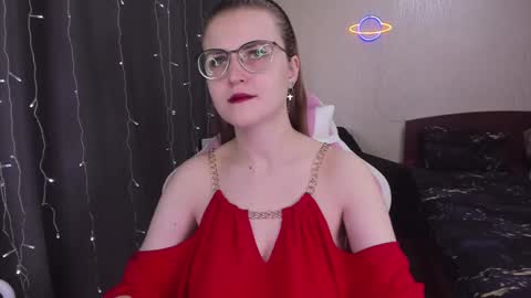 Snapshot of eva_orchid chatting on 03-07-25, 09:18 Eva online show from 03-07-25, 09:18