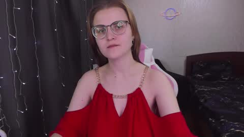 Snapshot of eva_orchid chatting on 03-09-25, 09:35 Eva online show from 03-09-25, 09:35