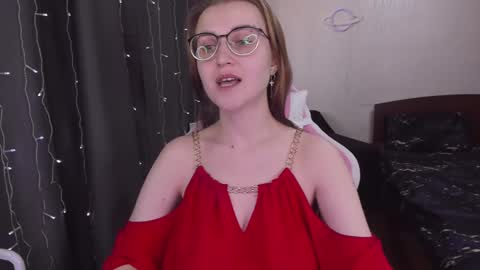 Snapshot of eva_orchid chatting on 03-09-25, 12:42 Eva online show from 03-09-25, 12:42