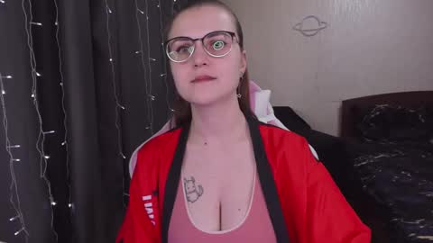 Snapshot of eva_orchid chatting on 03-11-25, 12:50 Eva online show from 03-11-25, 12:50