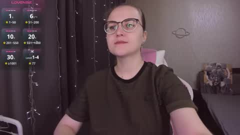 Eva online show from 11-18-25, 10:31