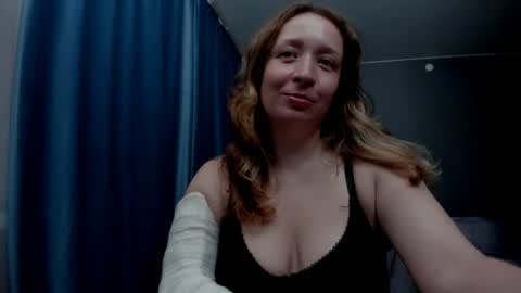 Ice Goddess online show from 06-30-26, 09:38
