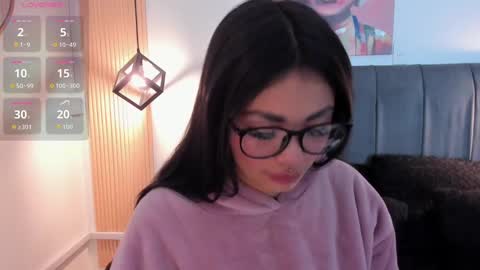 Eva   Emily online show from 10-02-25, 11:39