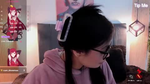 Eva   Emily online show from 10-08-25, 11:41