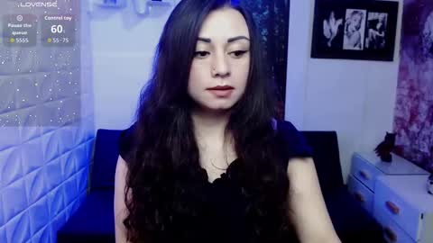 Eva online show from 11-19-25, 02:39