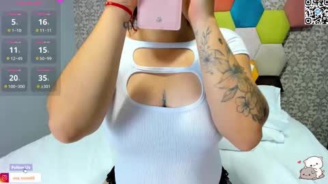 Eva  online show from 03-12-25, 12:04