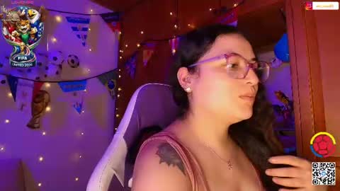 Eva  online show from 06-22-26, 12:02