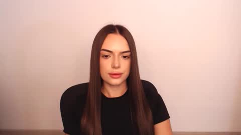 Snapshot of eva_rossee_ chatting on 09-21-25, 01:24 Eva online show from 09-21-25, 01:24