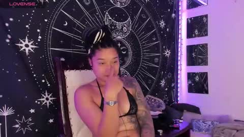 Eva  online show from 10-05-25, 08:45