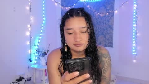 Snapshot of eva_sanderslee chatting on 04-05-26, 10:34 Eva online show from 04-05-26, 10:34