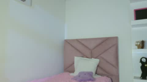 Eva Sin online show from 05-12-26, 12:30