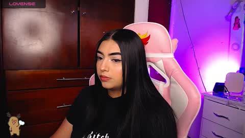 Eva  online show from 01-06-25, 07:45
