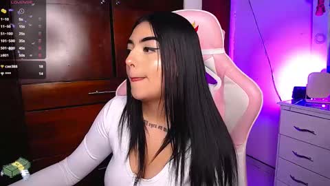 Eva  online show from 02-08-25, 02:58