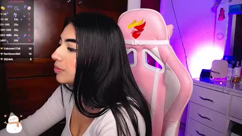 Eva  online show from 02-14-25, 06:12