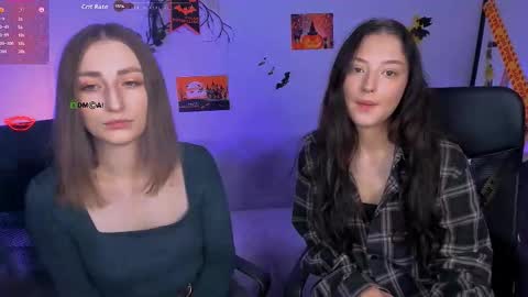 Snapshot of eva_smiith_ chatting on 10-21-25, 06:36 Eva online show from 10-21-25, 06:36