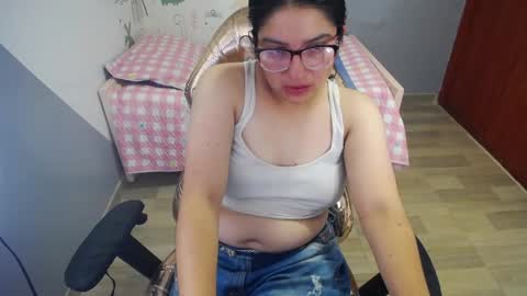 eva_smit_t online show from 12-23-25, 02:42