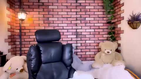 Eva online show from 02-02-26, 02:32