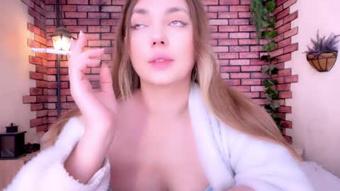 Snapshot of eva_starxxxxx chatting on 03-29-26, 01:00 Eva online show from 03-29-26, 01:00