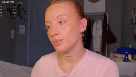 Snapshot of eva_swag chatting on 10-29-25, 09:33 eva_swag online show from 10-29-25, 09:33