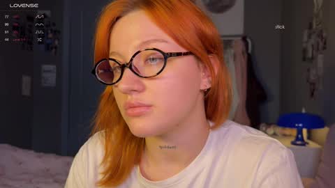 Snapshot of eva_swag chatting on 12-22-25, 10:01 eva_swag online show from 12-22-25, 10:01