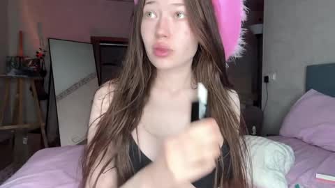 eva varnerr online show from 05-11-26, 09:34