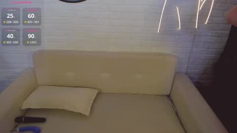 Hi Im Eva new here online show from 12-05-25, 03:41