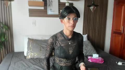 Eva online show from 04-15-26, 07:58