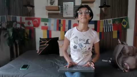 Eva online show from 06-23-26, 01:09