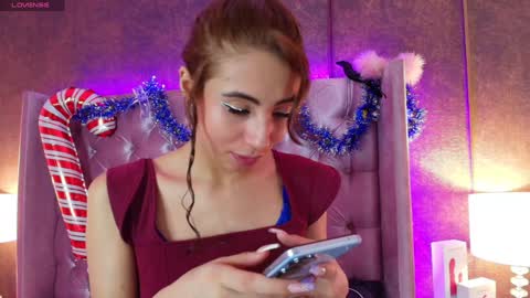 Snapshot of evaa_cloee chatting on 12-18-24, 03:37 EVA CLOEE online show from 12-18-24, 03:37