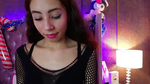 Snapshot of evaa_cloee chatting on 12-23-24, 03:07 EVA CLOEE online show from 12-23-24, 03:07