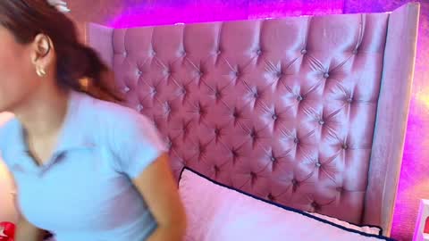 Snapshot of evaa_cloee chatting on 02-08-25, 10:40 EVA CLOEE online show from 02-08-25, 10:40