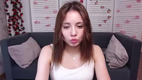 Snapshot of evaa_love_ chatting on 11-12-25, 06:58 Eva online show from 11-12-25, 06:58