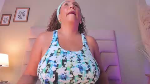 Snapshot of evaa_mills chatting on 07-30-26, 06:51 Eva online show from 07-30-26, 06:51
