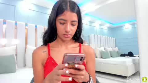 Snapshot of evaa_rose_ chatting on 10-14-25, 09:48 Eva online show from 10-14-25, 09:48