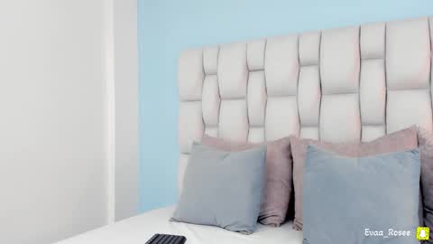 Eva online show from 12-13-25, 07:53