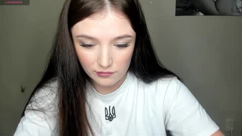 Eva online show from 01-21-25, 02:37