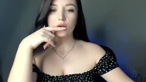 Eva online show from 02-18-25, 02:59