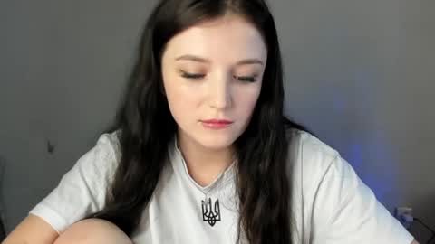 Eva online show from 02-25-25, 10:04