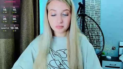 Eva  online show from 09-13-25, 02:22