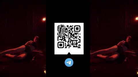 Snapshot of evacroan chatting on 02-18-26, 08:54 Eva online show from 02-18-26, 08:54