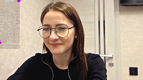 Snapshot of evadevis chatting on 06-01-26, 08:21 EvaDevis online show from 06-01-26, 08:21