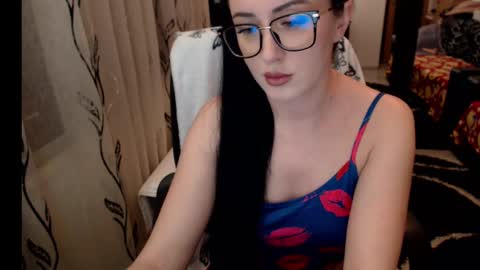 Snapshot of evadream1 chatting on 01-26-25, 08:34 EVADREAM online show from 01-26-25, 08:34