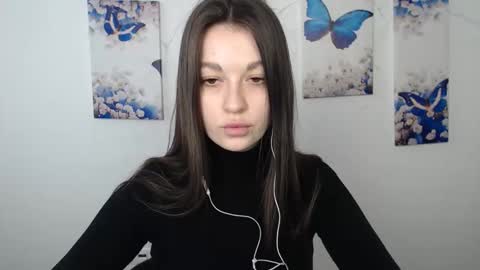 Snapshot of evaeldis chatting on 03-29-26, 02:50 Eva online show from 03-29-26, 02:50