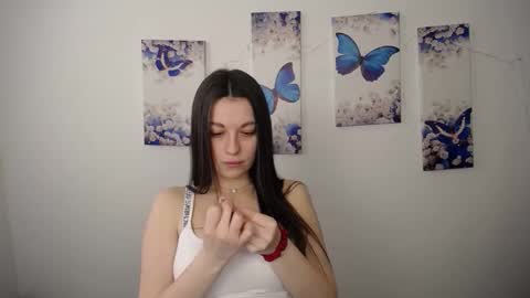Snapshot of evaeldis chatting on 05-07-26, 01:27 Eva online show from 05-07-26, 01:27
