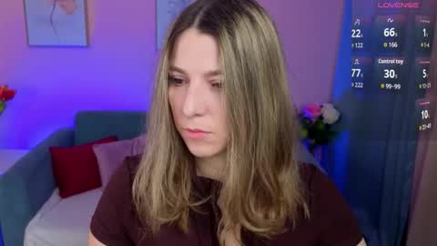 Snapshot of evafolverr chatting on 11-06-25, 07:20 Eva online show from 11-06-25, 07:20