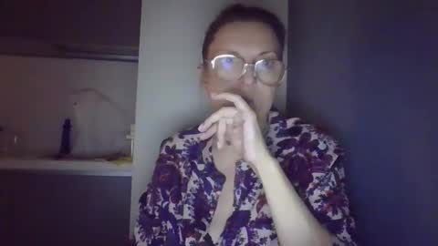 Snapshot of evaglad chatting on 09-23-25, 04:54 evaglad online show from 09-23-25, 04:54