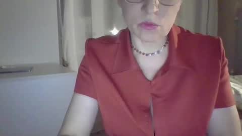 Snapshot of evaglad chatting on 09-29-25, 04:45 evaglad online show from 09-29-25, 04:45